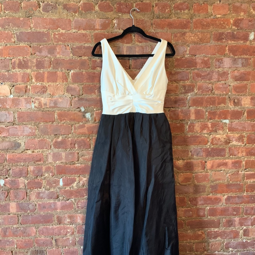 Vera Wang Dress